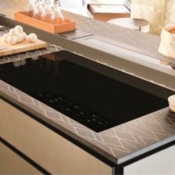 🔥 Wolf 36” Electric Cooktop – Model CE365C/B (Black Ceramic Glass) 🔥