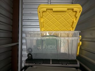2 HDX bins with lids