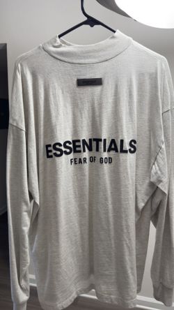 Essentials Mock Neck Long Sleeve Size M