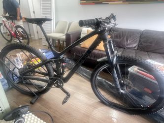 TREK FUEL EX CARBON FULL SUSPENSION – SOLO $2,000
