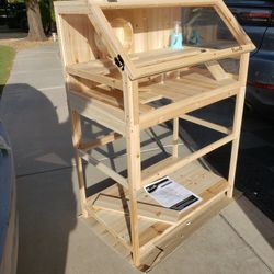 Hamster, Small Animal Cage / Hutch  $75! As-Is