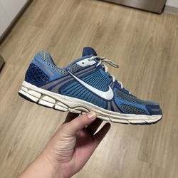 Nike Vomero 5 Blue