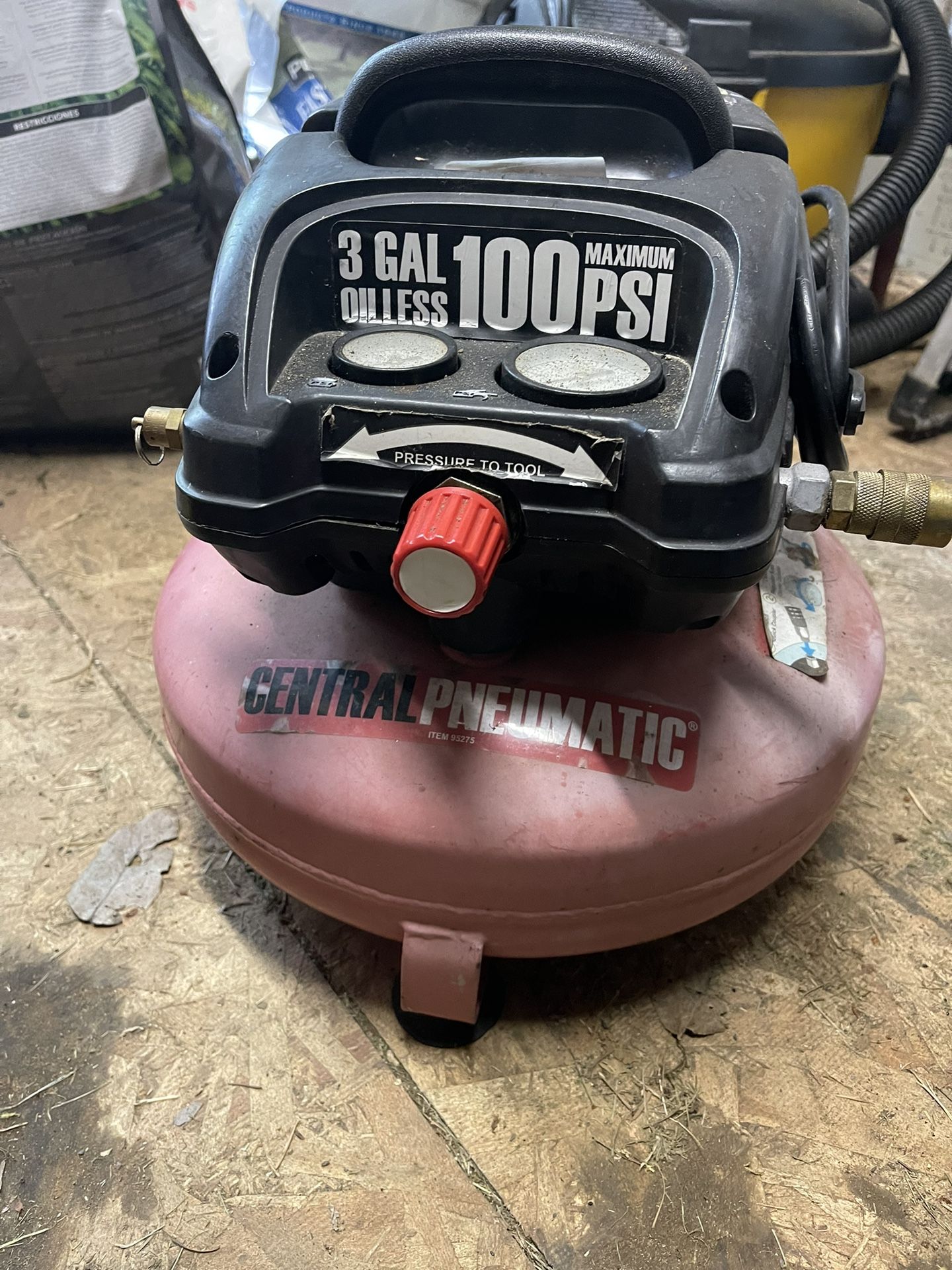 central pneumatic air compressor 3 gallon