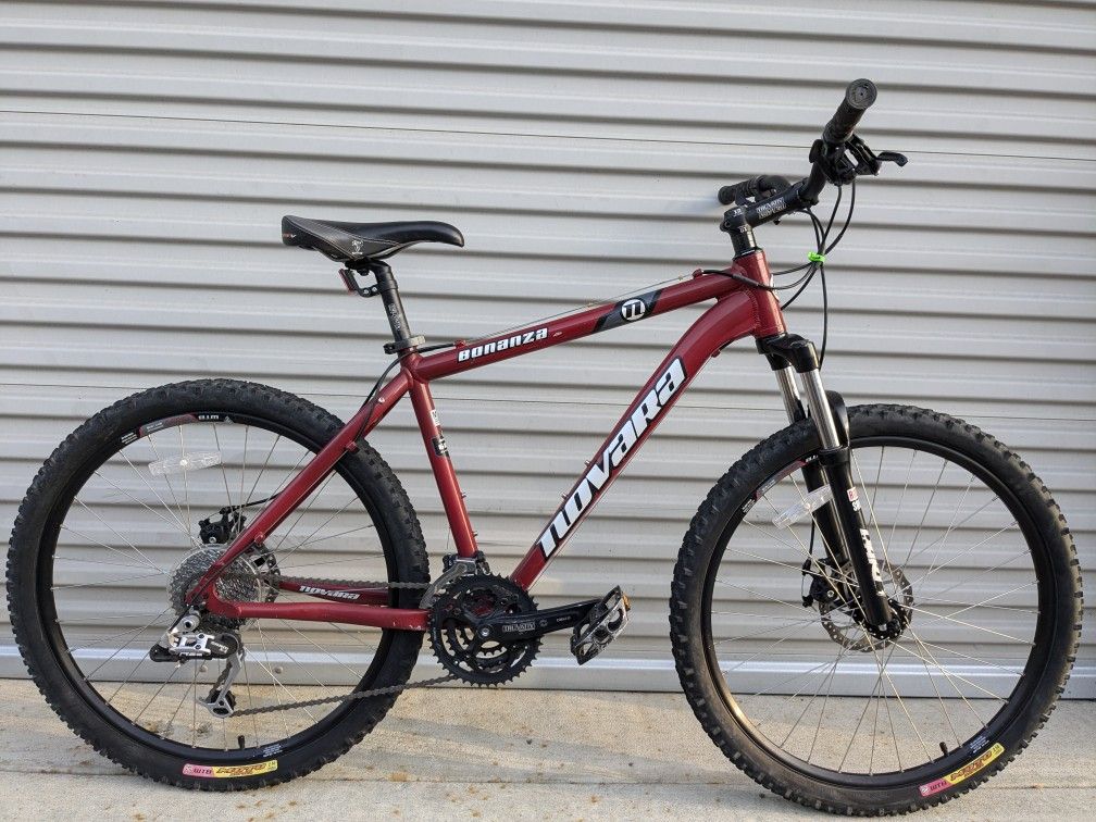 Novara Mountain Bike With Disc Brakes