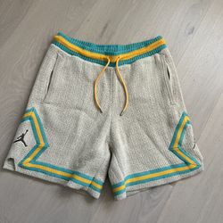 Jordan Union LA Bephie’s Beauty Supply Diamond Shorts Size M New