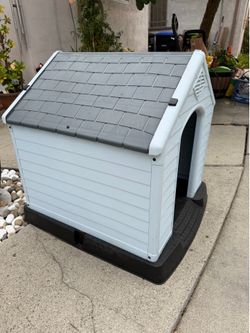 Pet house