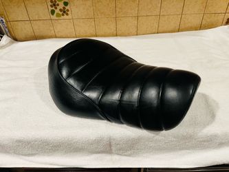 Harley Davidson sportster seat