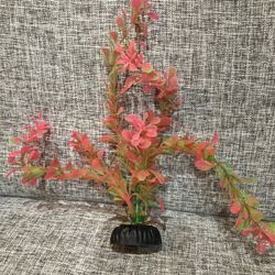 🟢AVAILABLE 🟢 Plastic Fish Tank Plants $2 Each &10 MINIMUM 