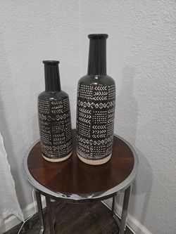 Decorative vases