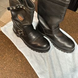 Red Wing 988 - Mens - 10-inch Motorcycle boots Size 8-1/2