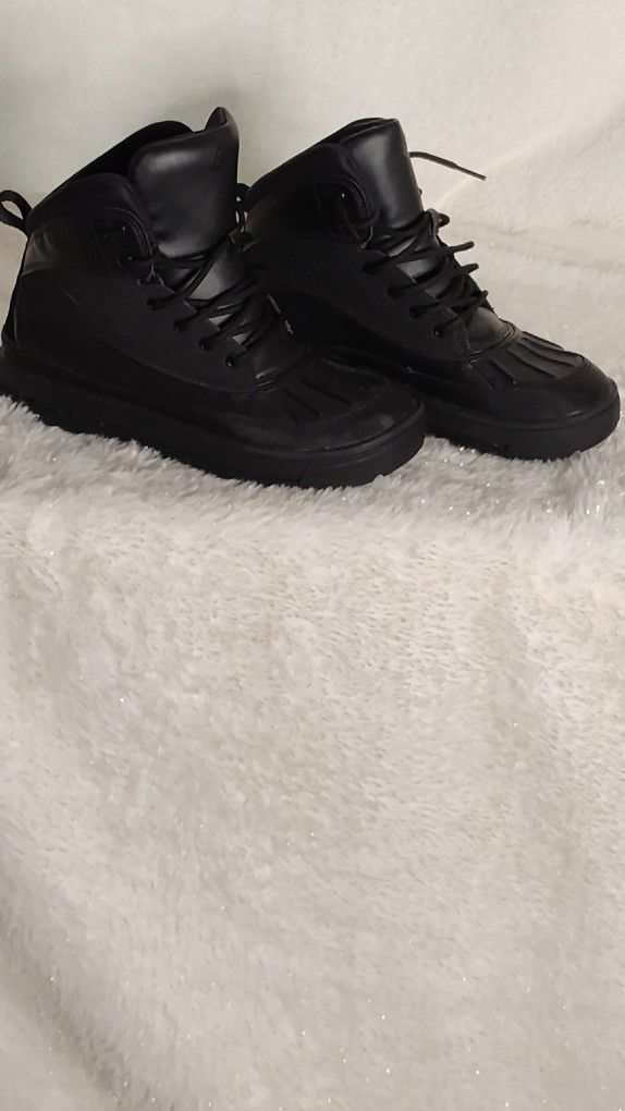 Men Nike winter boots