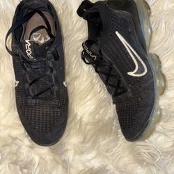 Nike Vapor max Size 6.5y