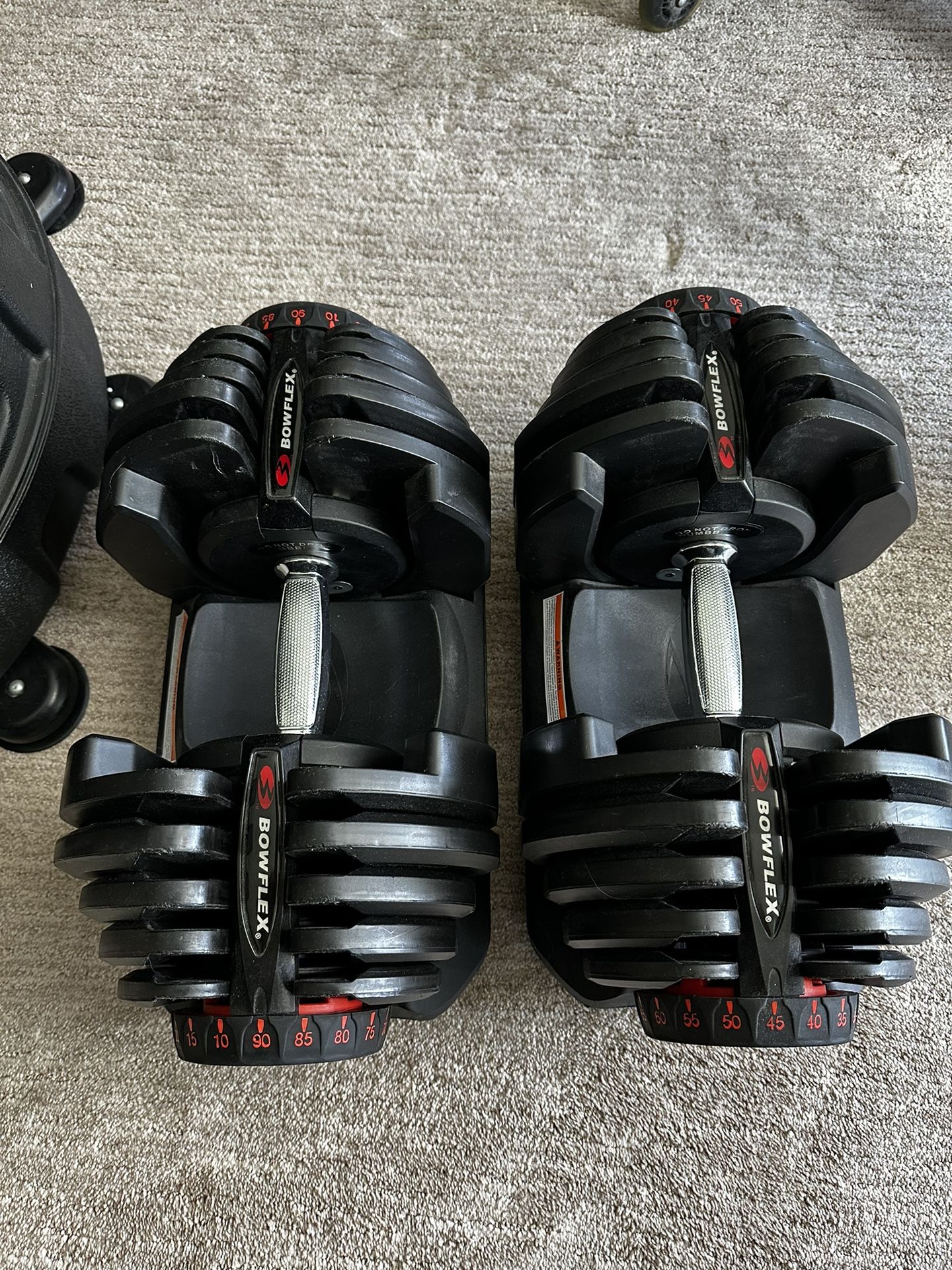 Bow flex 1090 Dumbbells And Weight Bench 