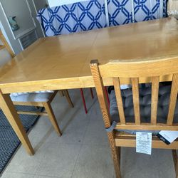 Table With 3 Chairs