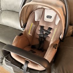 Evenflo Car seat 