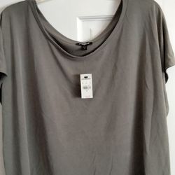 New Women's Size XL Express Top