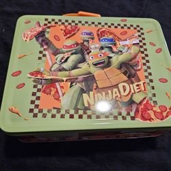 Teenage Mutant Ninja Turtles Metal Tin- Lunch Box.