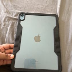 iPad 10th Gen (wifi + Cellular Data) 
