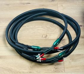 AudioQuest Tree Series ASPEN 3.0M - 10ft Banana to Banana Connector Speaker Cable with 72V DBS Battery