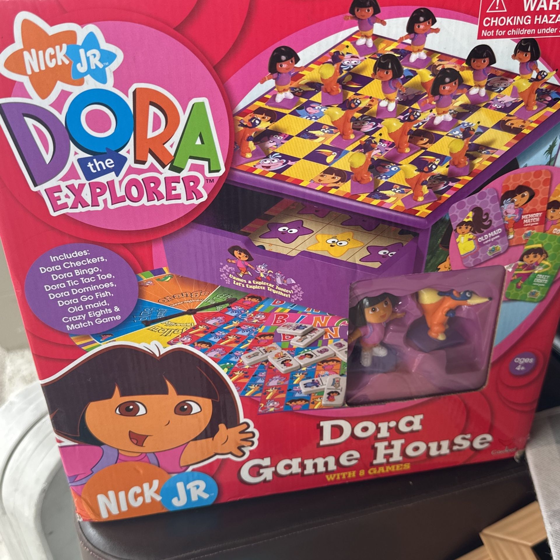 Dora Game House