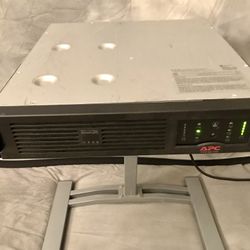 APC SMART UPS 1500