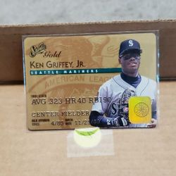 Ken Griffey Jr Gold Signature Card
