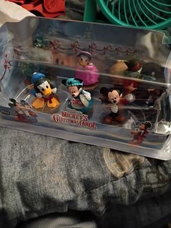 Disney store Mickey's Christmas Carol PVC Figures