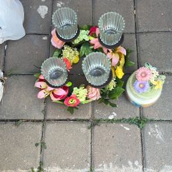 Candle holder with glasses and candle