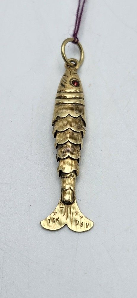 14kt Gold Fish Pendant 1.7 Grams