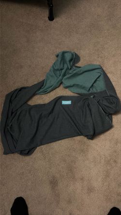 Like New reversible Moby baby wrap carrier