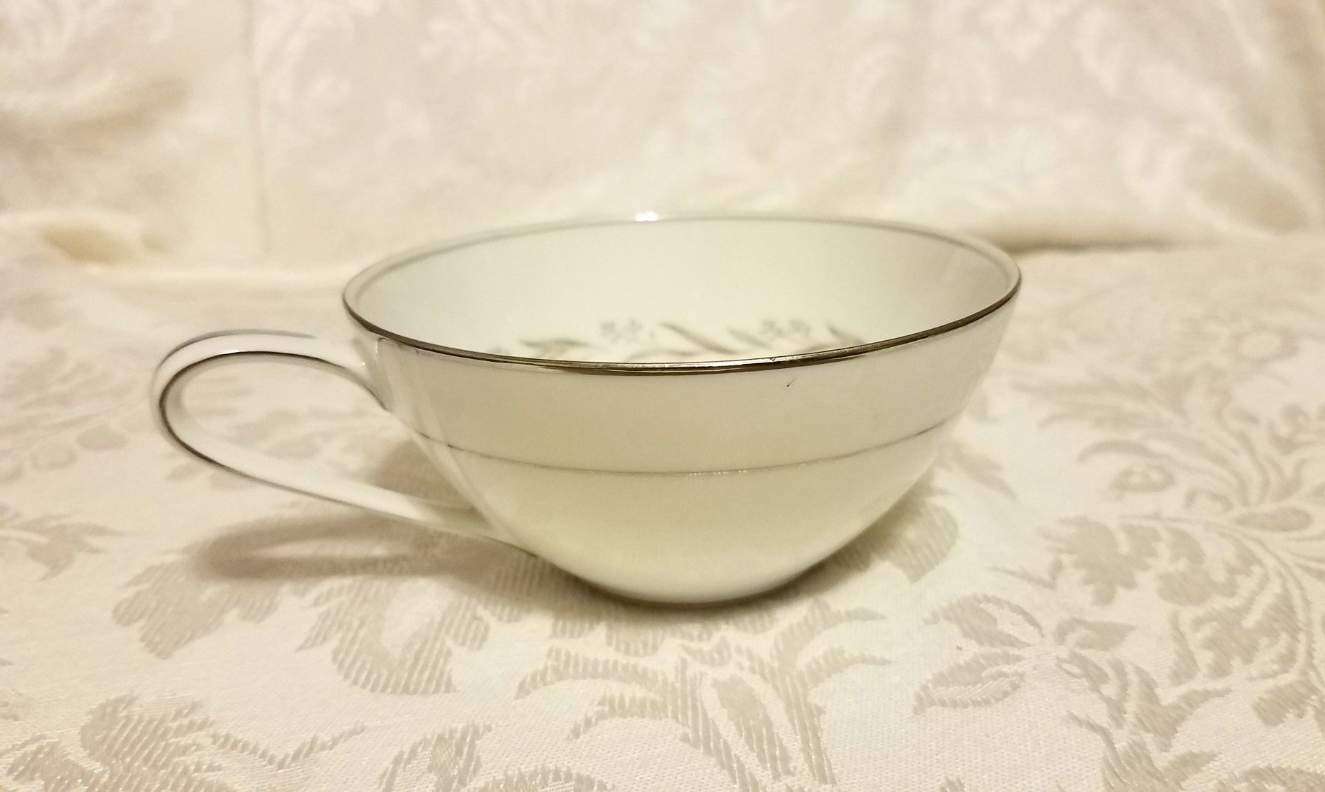 Noritake 6125 Almont a cup