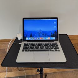 13” MacBook Pro (Early 2015) – 2.7 GHz, 256GB SSD