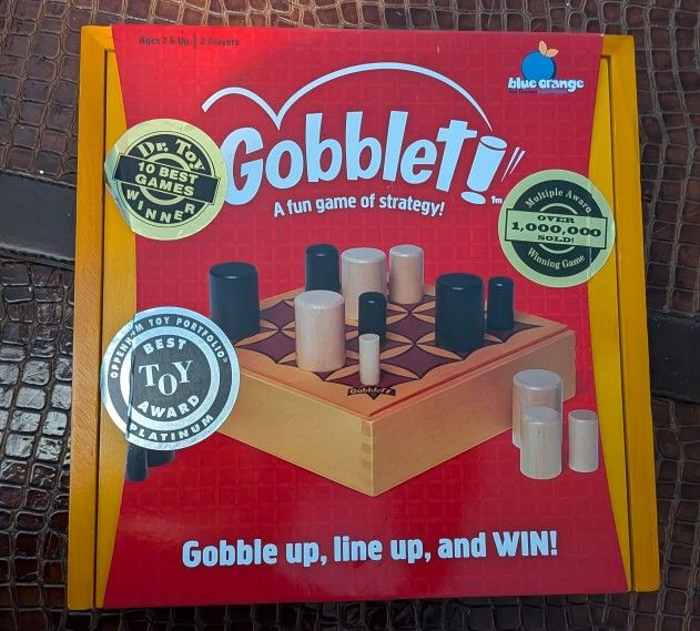 Gobblet Strategy Game