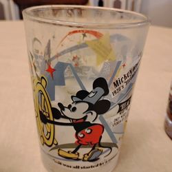 Mc Donald Disney Glasses.1976