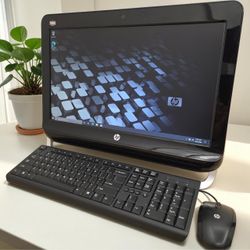HP 20” PC AIO Desktop / Windows 10 / WiFi / CD-DVD / USB / Camera / Keyboard & mice