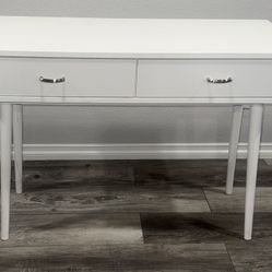 Writing/Office/Computer Desk with 2 Drawers