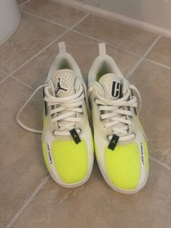 Men’s size 10 sneakers