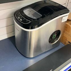 Ice Maker 