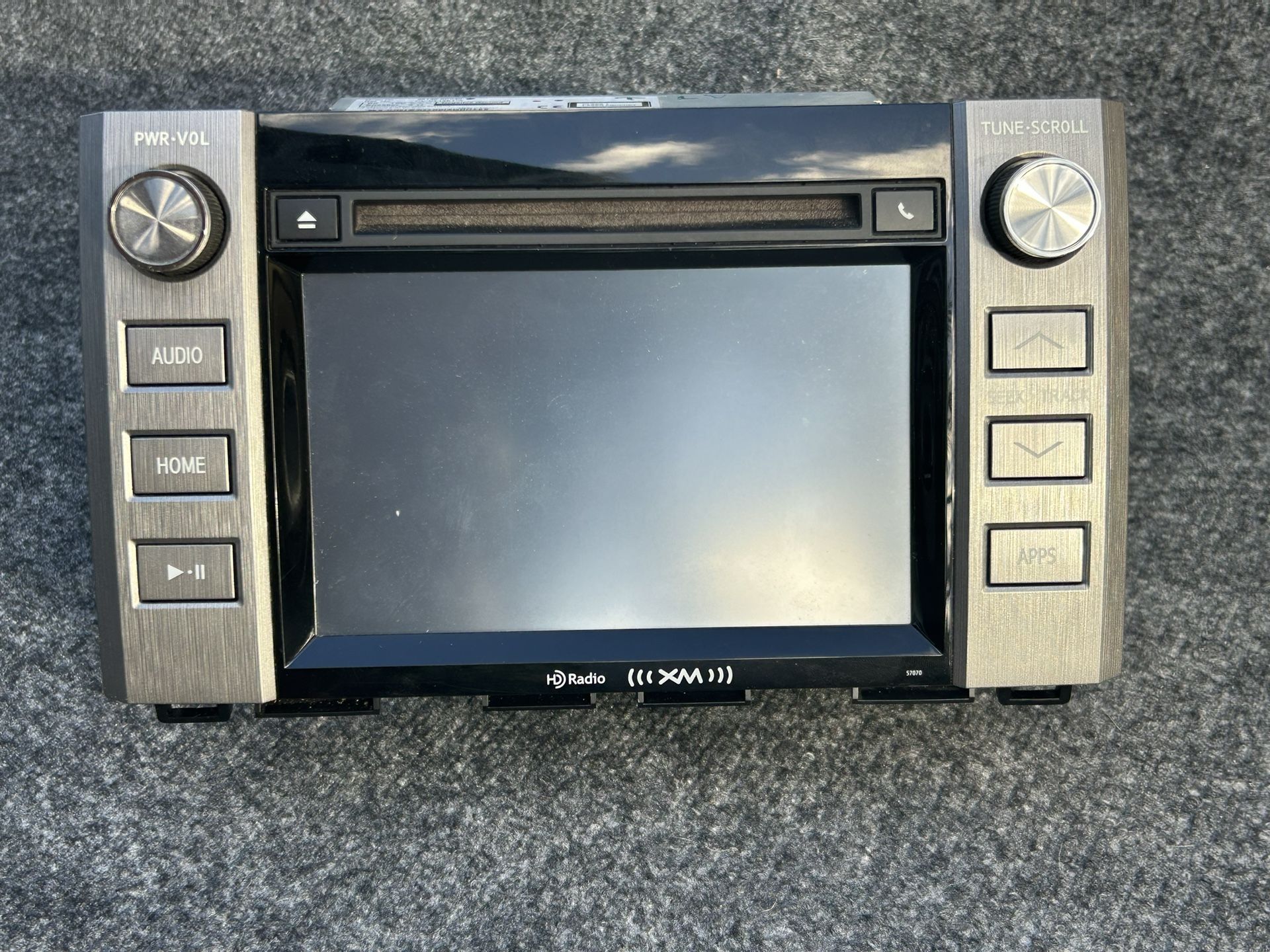 Toyota Tundra 2014 Original Car Radio/CD Player 