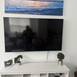 Hisense - 65" Class A6 Series LED 4K UHD HDR Smart Google TV