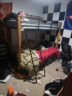 Bunk bed