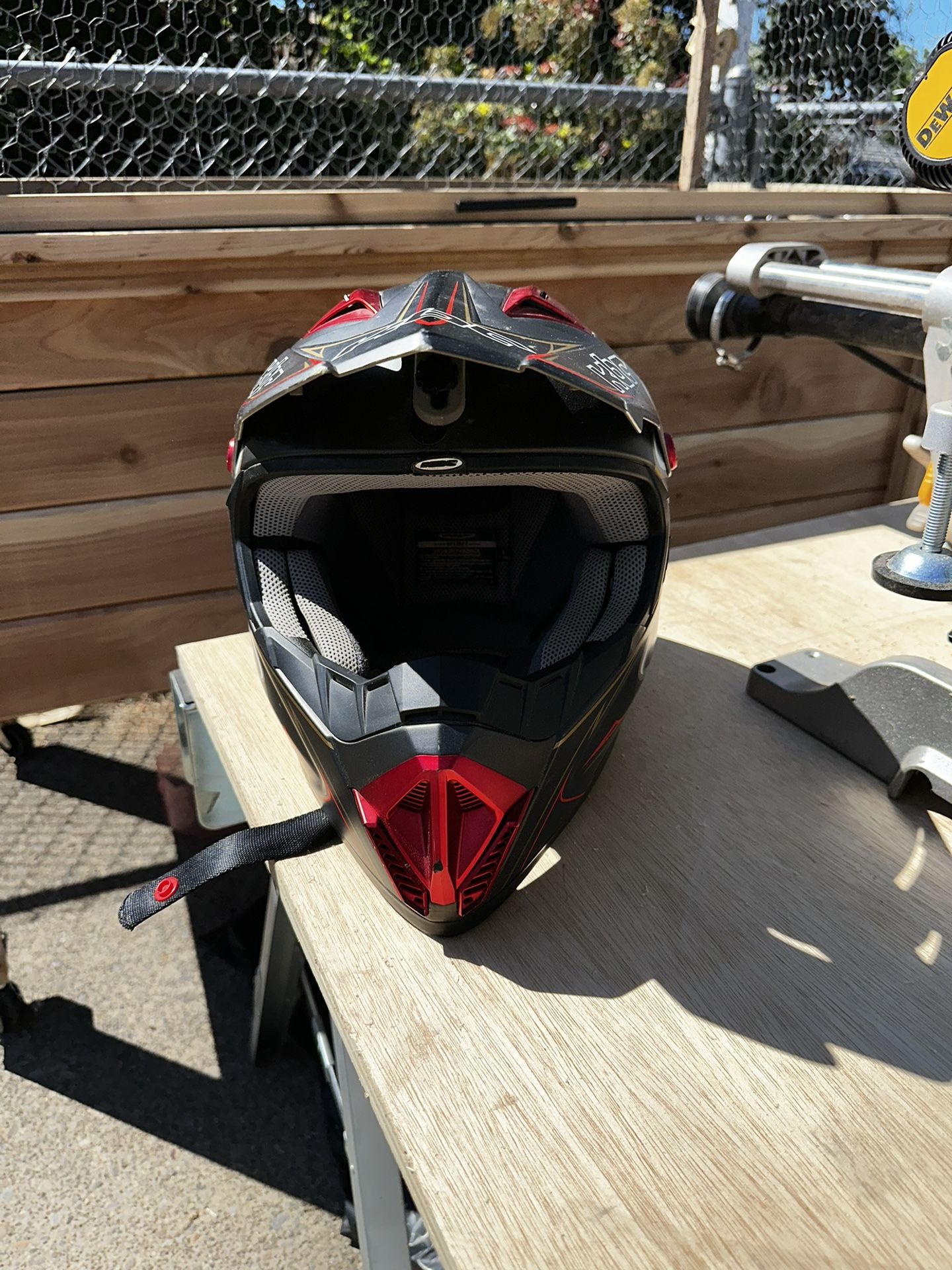 KBC Moto Helmet Large 59-60 Cm