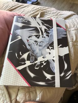 Pokémon White Flare Reshiram 9-Pocket Side Loading Binder Official Scarlet & Violet