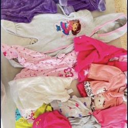 Ropita para baby en buenas condiciones talla de 3 meses asta 12 meses $50 Por Todo