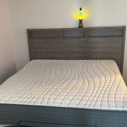King Mattress Great Condition 