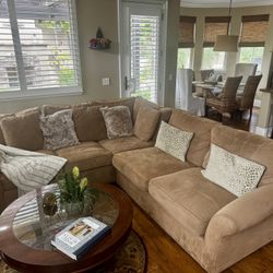 Macys modern Sectional Couch