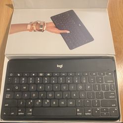 New  keyboard- Ultra-portable wireless keyboard for all iOS devices including iPad, iPhone, Apple TV