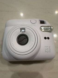 Fujifilm instax mini 12 Camera - brand new