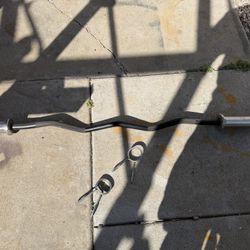 Olympic Size Curl Bar. NO BRAND 