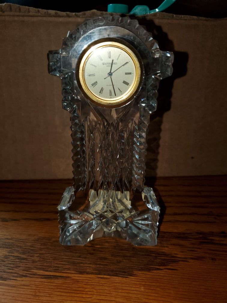 Vintage Waterford Crystal desktop grandfather clock needs battery works great $30